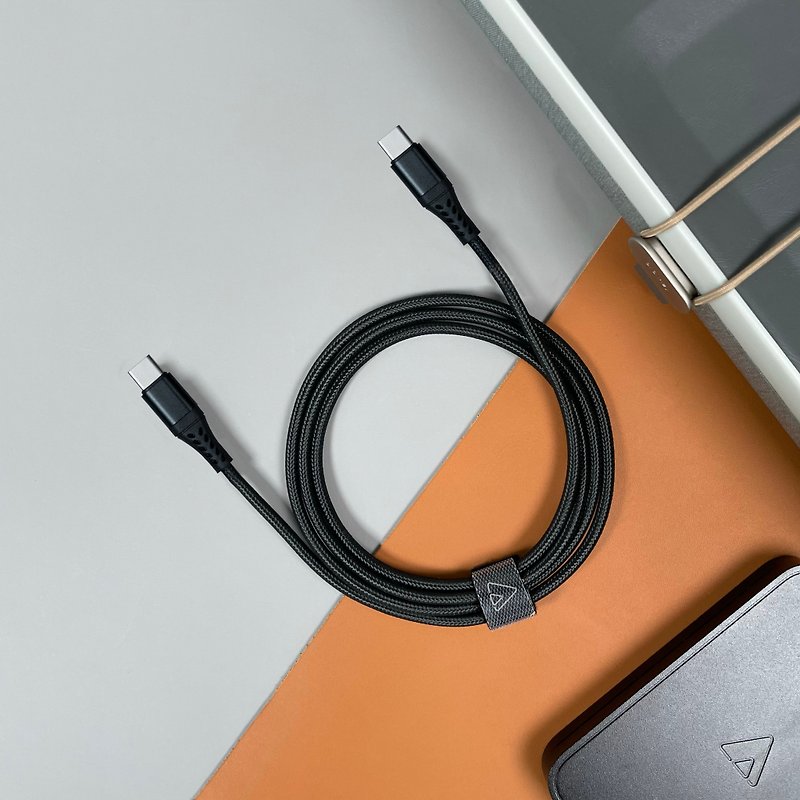 Artellia  | One Meter Fast Charging Braided Cable USB C - USB C