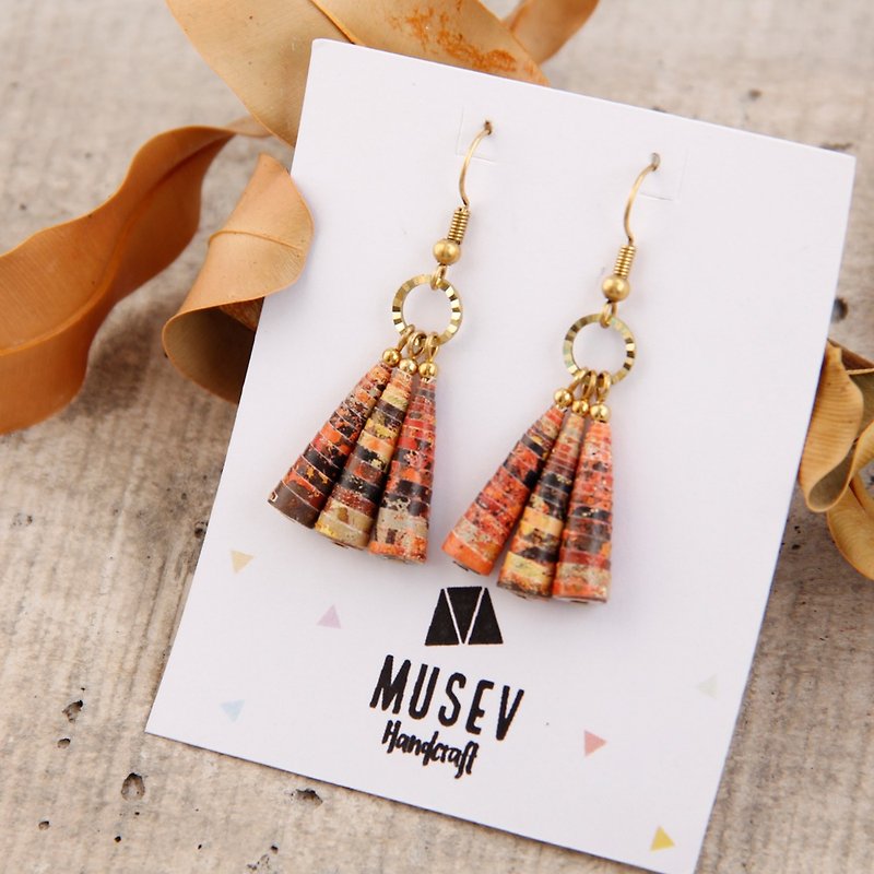 [small roll paper hand made / paper art / jewelry] orange brown pattern national wind earrings - Earrings & Clip-ons - Paper Brown