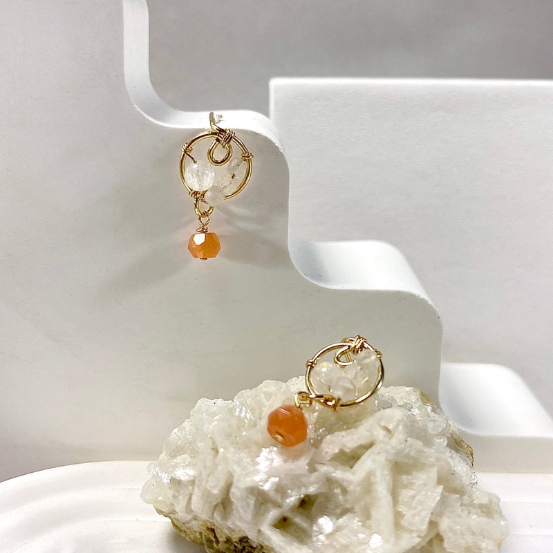 The sun and the moon accompany the sun Stone natural stone earrings - Earrings & Clip-ons - Semi-Precious Stones 