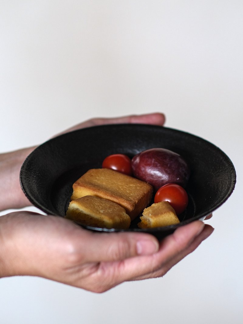 【Mid-Autumn Festival Gift】Quiet Series Ceramic Plate - Plates & Trays - Pottery 