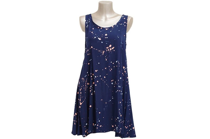 ろうけつ染めノースリーブフレアドレス　＜ミッドナイト＞ - 連身裙 - 其他材質 藍色