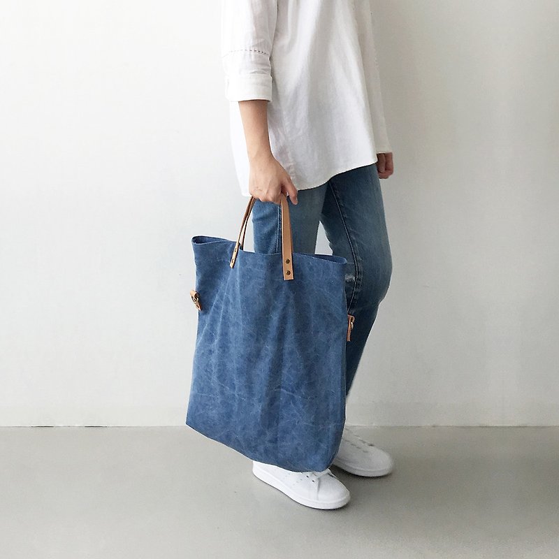 PoolBAG 3-way washed canvas bag with leather strap - Messenger Bags & Sling Bags - Cotton & Hemp Blue