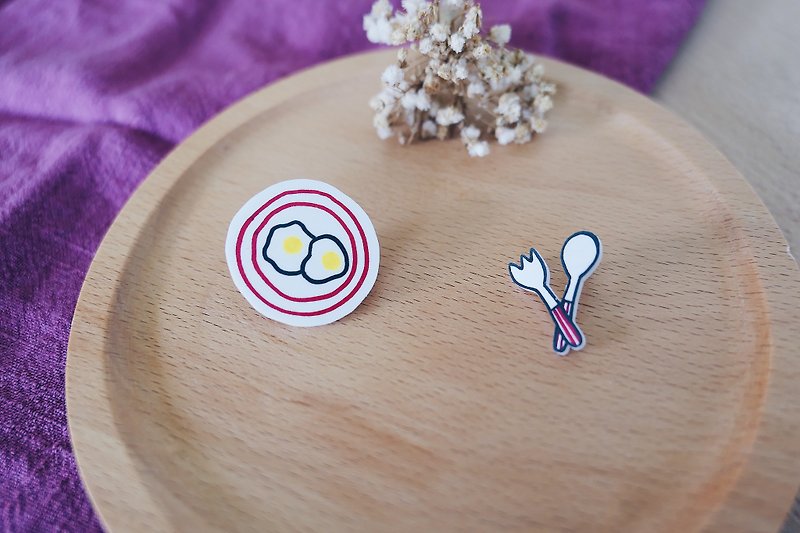 On The Table - Egg & Cutlery | Shrink Plastic Brooch | Pinback - 胸針 - 塑膠 紅色