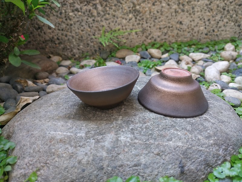 マンガンゴールド釉ペアカップ - 急須・ティーカップ - 陶器 