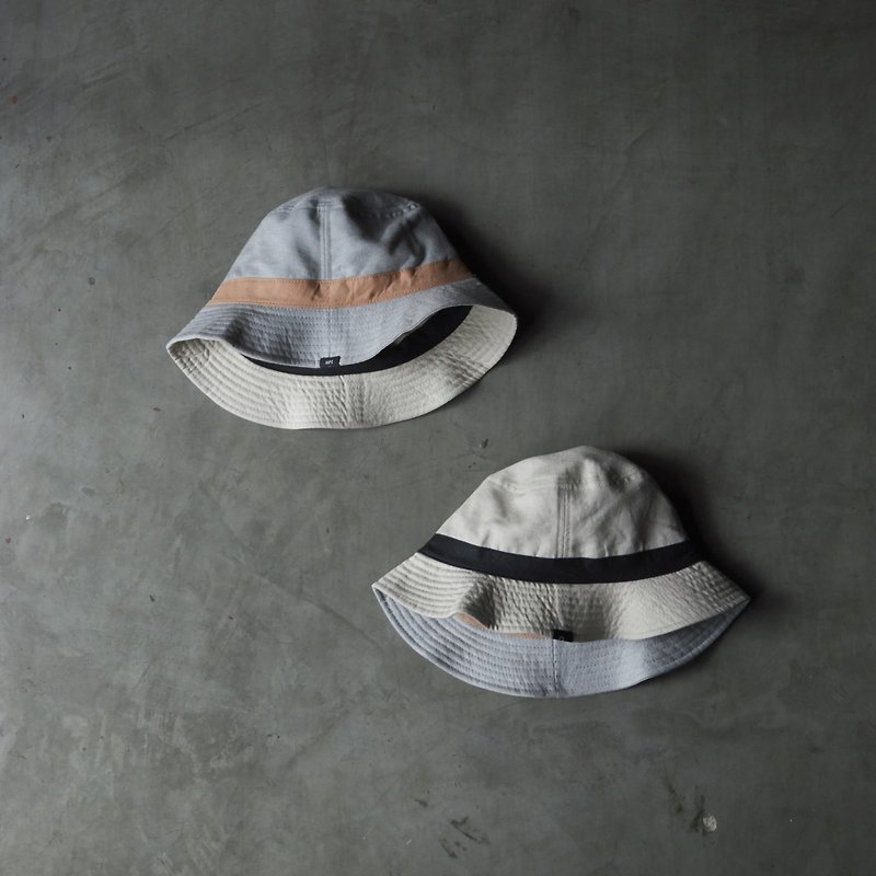 Double side safari hat with white and grey linen - Hats & Caps - Cotton & Hemp Multicolor