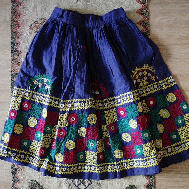 Vintage 60-70s Indian handmade mirror embroidery skirt - กระโปรง - ผ้าฝ้าย/ผ้าลินิน 