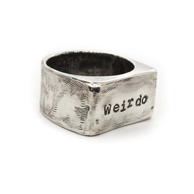 Handmade hollow formed signet ring - Weirdo - แหวนทั่วไป - เงินแท้ สีเทา