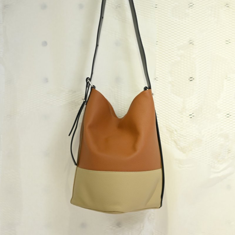 雙色感水桶包-棕色 - 束口袋/束口背包/水桶包 - 真皮 咖啡色