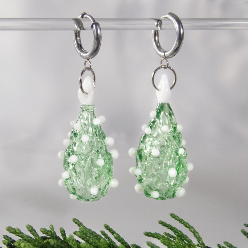 Blown Glass Long Elegant Christmas Tree Earrings - ต่างหู - แก้ว สีน้ำเงิน