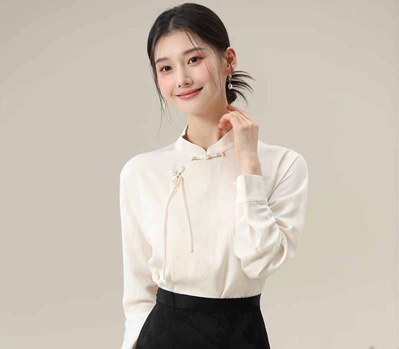 新中式中國風 盤扣提花緞面醋酸 上衣/半裙 - 女上衣/長袖上衣 - 其他材質 白色