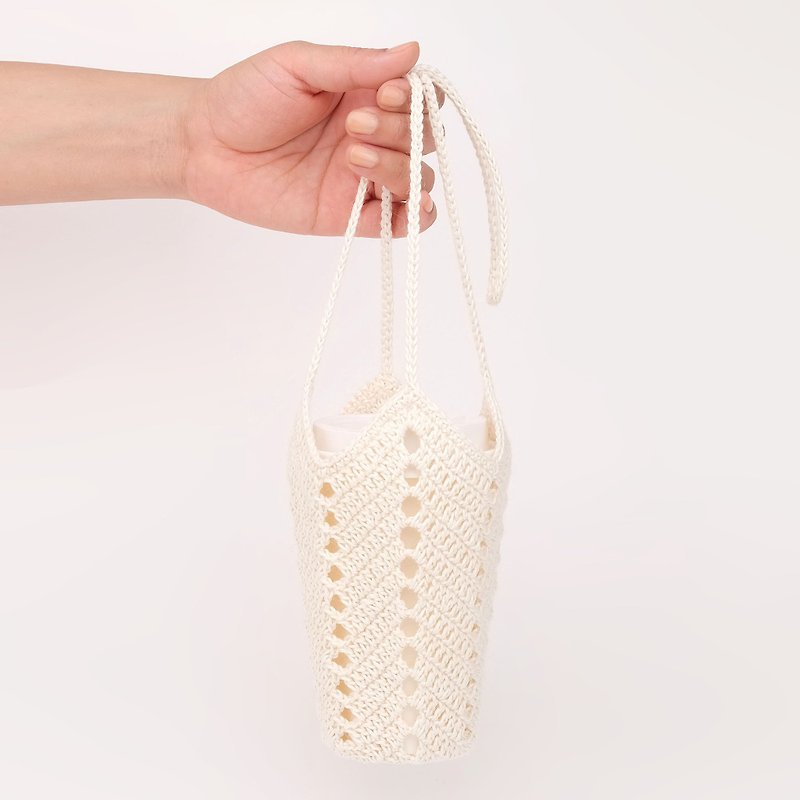 Lang Lang crochet two-stage square bottom angled water bag - อื่นๆ - ผ้าฝ้าย/ผ้าลินิน สีกากี