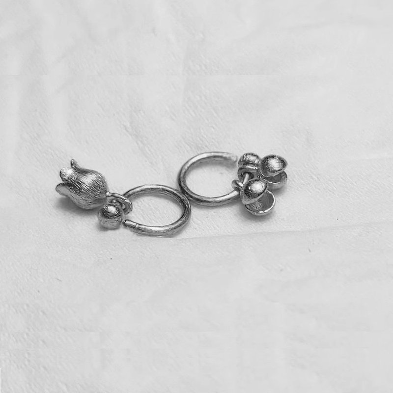 Lily of the valley pepper handmade Silver silver hoop earrings - Earrings & Clip-ons - Other Materials 