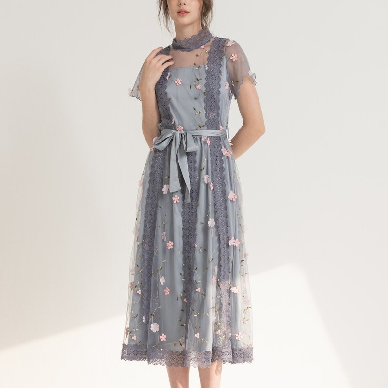 Feifei classic small garden embroidered long dress gray and blue - ชุดเดรส - เส้นใยสังเคราะห์ สีน้ำเงิน