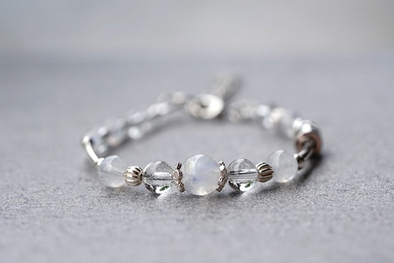 Nebula - Moonstone White Crystal 925 Sterling Silver Bracelet - สร้อยข้อมือ - เครื่องประดับพลอย ขาว