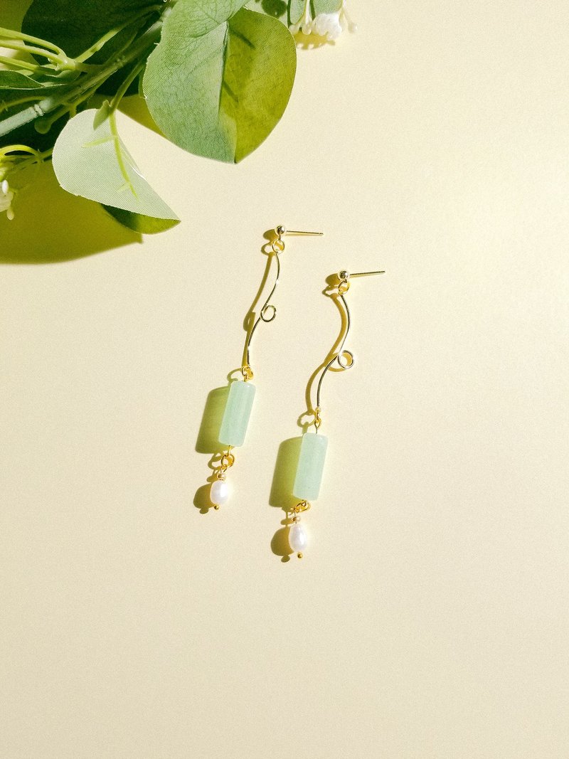 Summer Green Beads and Peral Dangle Earrings/Clip On Earrings - Earrings & Clip-ons - Other Materials Green