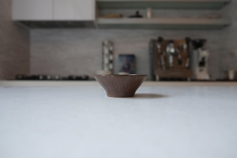 Hand made pottery cup 002 - ถ้วย - ดินเผา สีนำ้ตาล