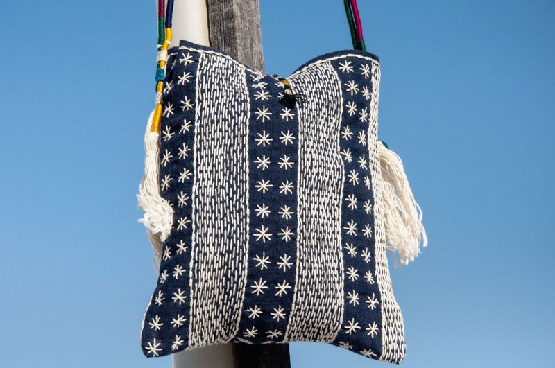 Hand-sewn pure cotton side bag/embroidered cross-body bag/embroidered shoulder bag/indigo hand-sewn indigo dye bag-flowers - Messenger Bags & Sling Bags - Cotton & Hemp Multicolor