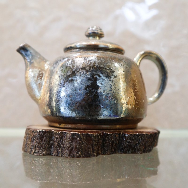 熾星沉光 手工柴燒結晶壺 - 茶壺/茶杯/茶具 - 陶 咖啡色