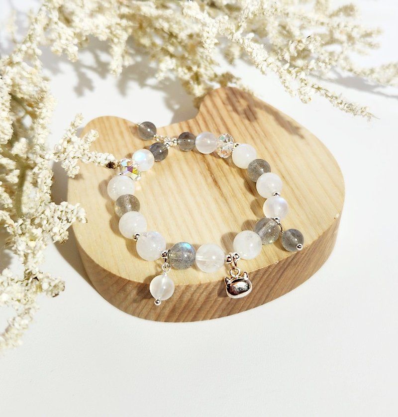 Elegant and fresh - natural blue white moonstone/grey moonstone bracelet - Bracelets - Crystal 