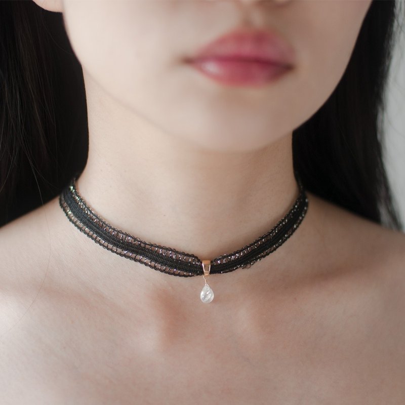 Drop-shaped moonstone Silver thread lace necklace - Chokers - Semi-Precious Stones Black