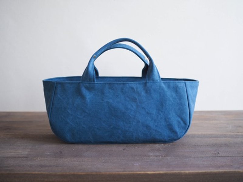 Made-to-order [ARMY DUCK] Round tote with lid Yokonaga Blue - Handbags & Totes - Cotton & Hemp Blue