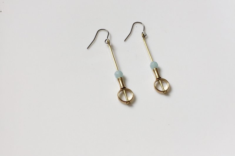 Round | Natural Stone Brass Earrings - ต่างหู - เครื่องเพชรพลอย สีทอง