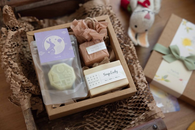 花好月圓 • 玉兔送福禮盒 中秋禮物 謝師禮物 - 肥皂/手工皂 - 其他材質 多色