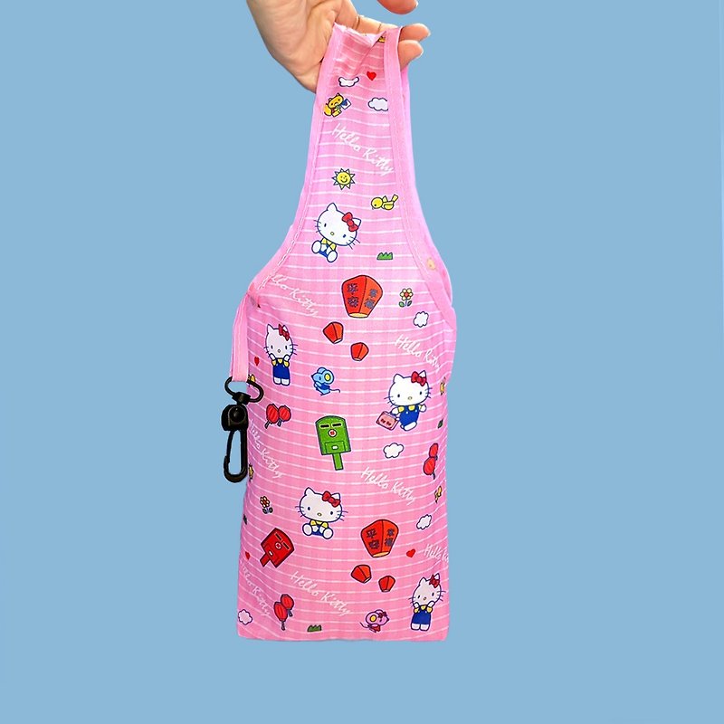 【漫遊台灣 X 三麗鷗】Hello Kitty飲料提袋+行李箱貼(總統府) - 飲料提袋/杯袋/杯套 - 其他人造纖維 