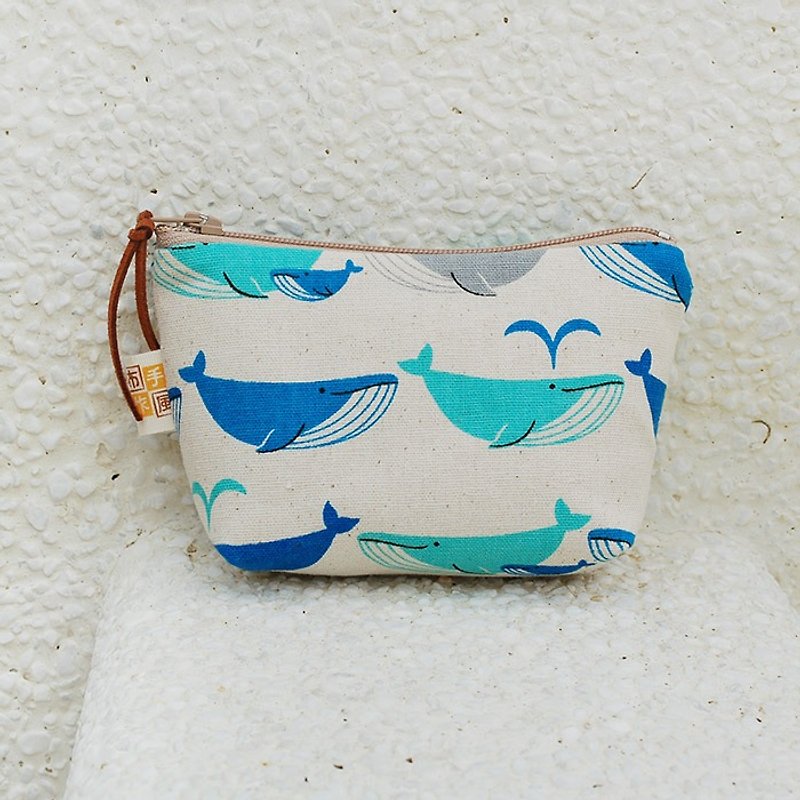 Whale sprinkler purse - กระเป๋าใส่เหรียญ - ผ้าฝ้าย/ผ้าลินิน สีน้ำเงิน
