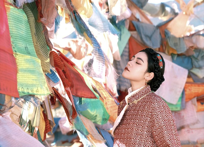 【新年戰袍】 新中式復古藏裝 加厚人造毛喜慶棉服 - 女上衣/長袖上衣 - 其他材質 多色