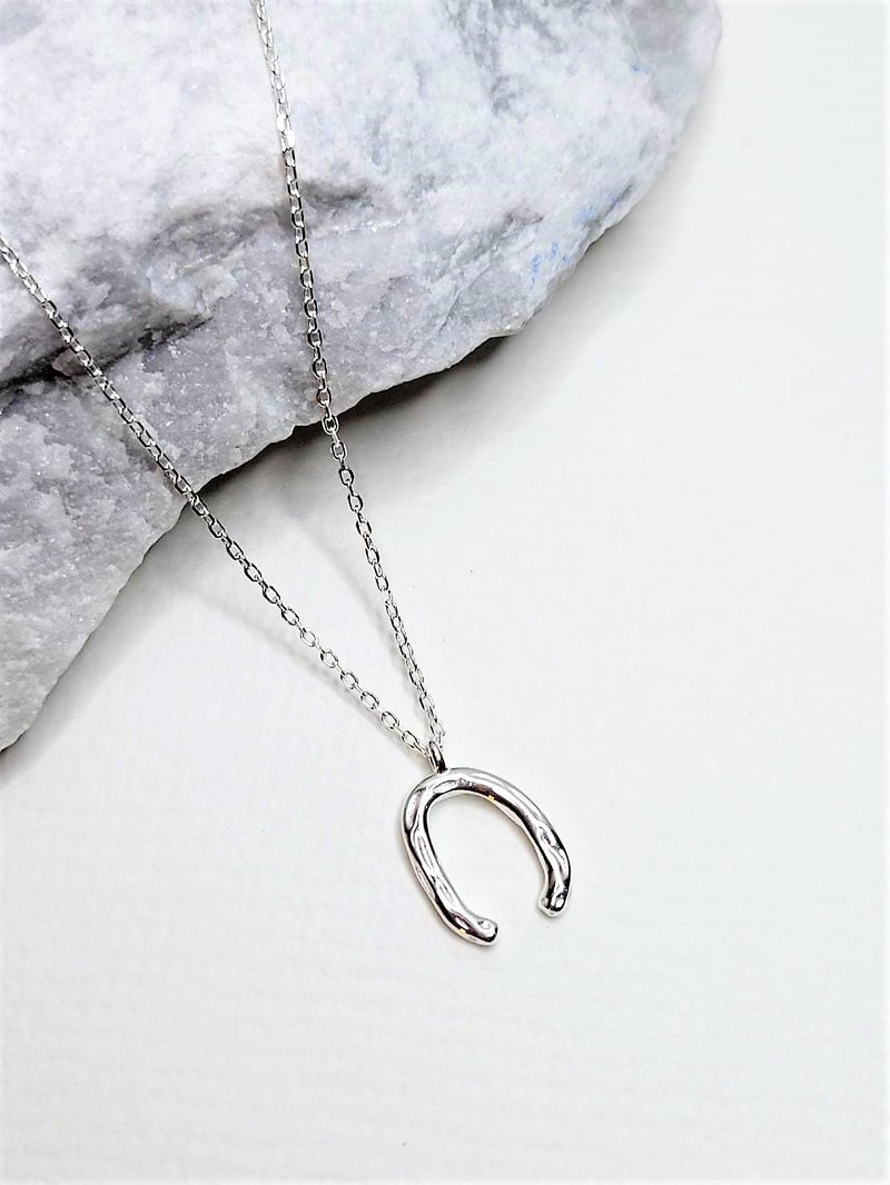 A.pearl Good Luck Horseshoe Sterling Silver Necklace - Necklaces - Sterling Silver Silver