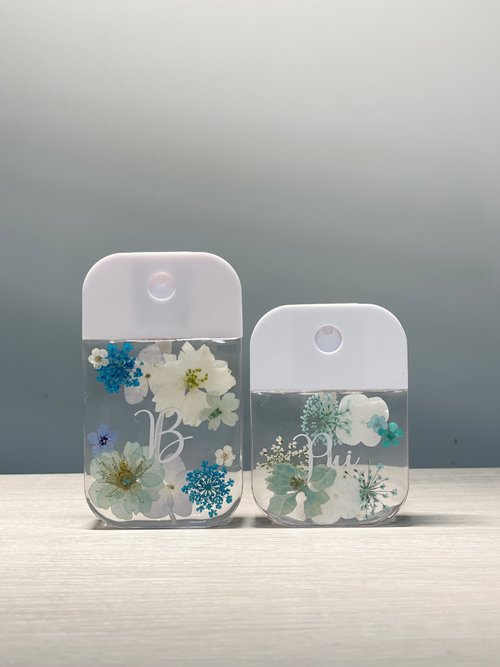 扎物房 【DIY押花噴霧瓶-水藍色】英文字母 客製化 消毒瓶 防疫用品