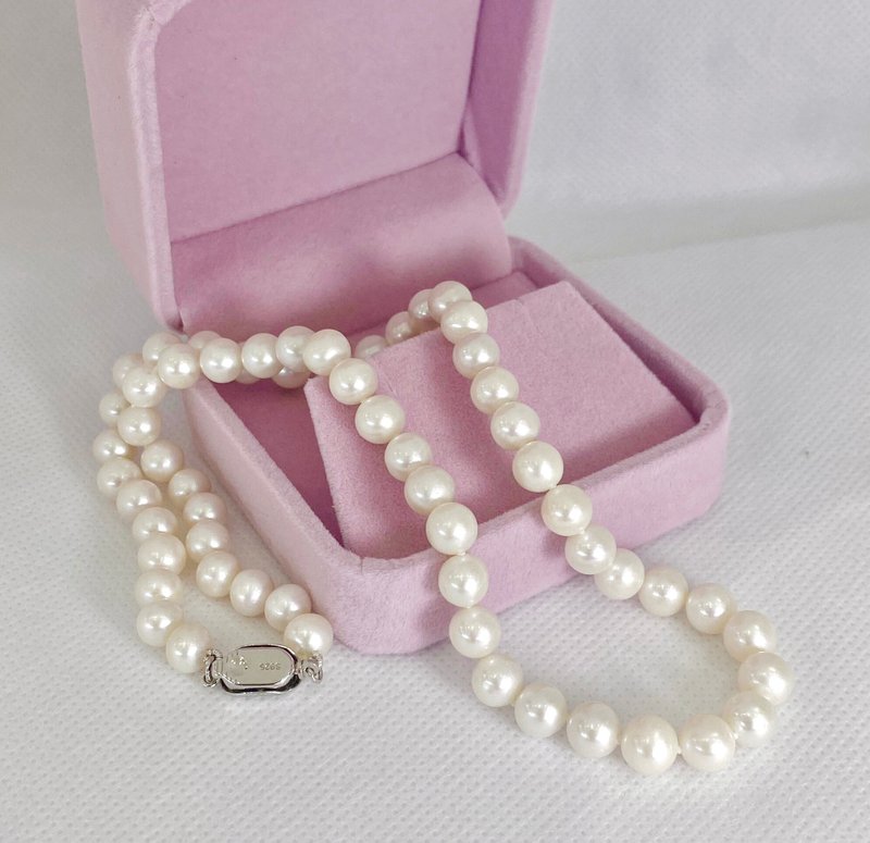 Elegant and noble~warm and bright~light luxury pearl necklace - Necklaces - Pearl White