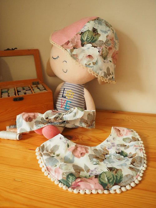sunflowercorsage 手作雙面藝術玫瑰圖案/粉紅小玫瑰碎花帽子髮帶及圍巾禮物套裝
