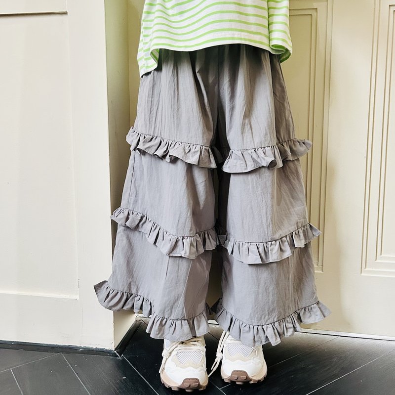 Gray cake pants/trousers lace pants children's clothing - กางเกง - ผ้าฝ้าย/ผ้าลินิน สีเทา