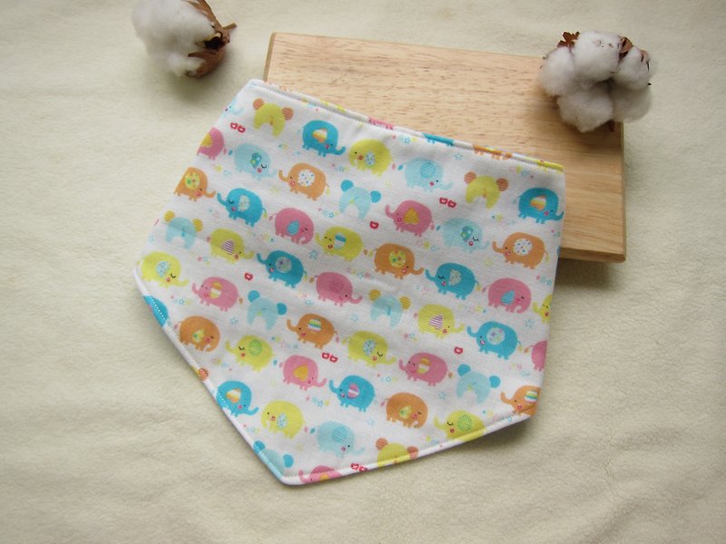 QQ elephant children - Japanese double gauze baby baby cotton triangle scarf / bibs / six yarn (white) - ผ้ากันเปื้อน - ผ้าฝ้าย/ผ้าลินิน ขาว