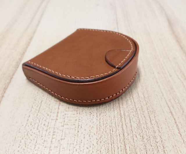 Horseshoe-shaped coin purse with foal stitching. Horseshoe-shaped coin purse  with genuine leather and full hand stitching. - Shop grace' S Leather  Handmade Coin Purses - Pinkoi