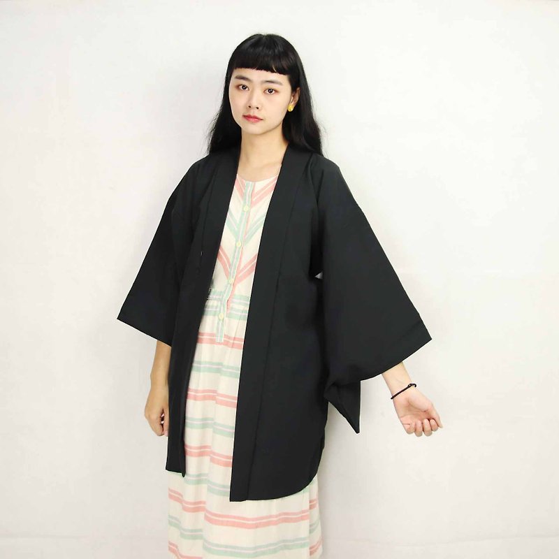 Tsubasa.Y Ancient House 013 hand-painted landscape pearl button feather weave, blouse jacket kimono and dress - Women's Casual & Functional Jackets - Silk 