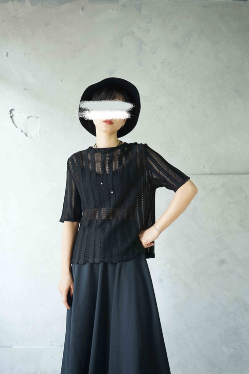 4.5studio 尋寶古著-黑色透膚鉤織個性針織五分上衣