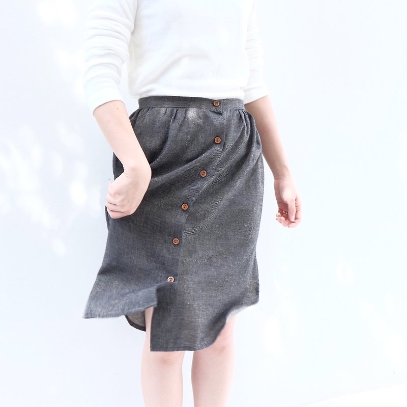 Pockets Skirt : Grey - กระโปรง - วัสดุอื่นๆ สีเทา