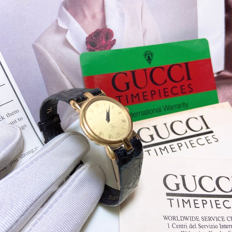 [Western antique jewelry] GUCCI genuine leather original factory guarantee card for normal operation Swiss-made elegant watch - นาฬิกาผู้หญิง - เครื่องประดับ สีทอง