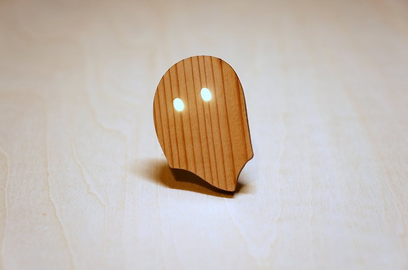 Ghost puzzle LED badge SUGI Kumamoto Oguni Sugi No.11 - เข็มกลัด - ไม้ สีนำ้ตาล