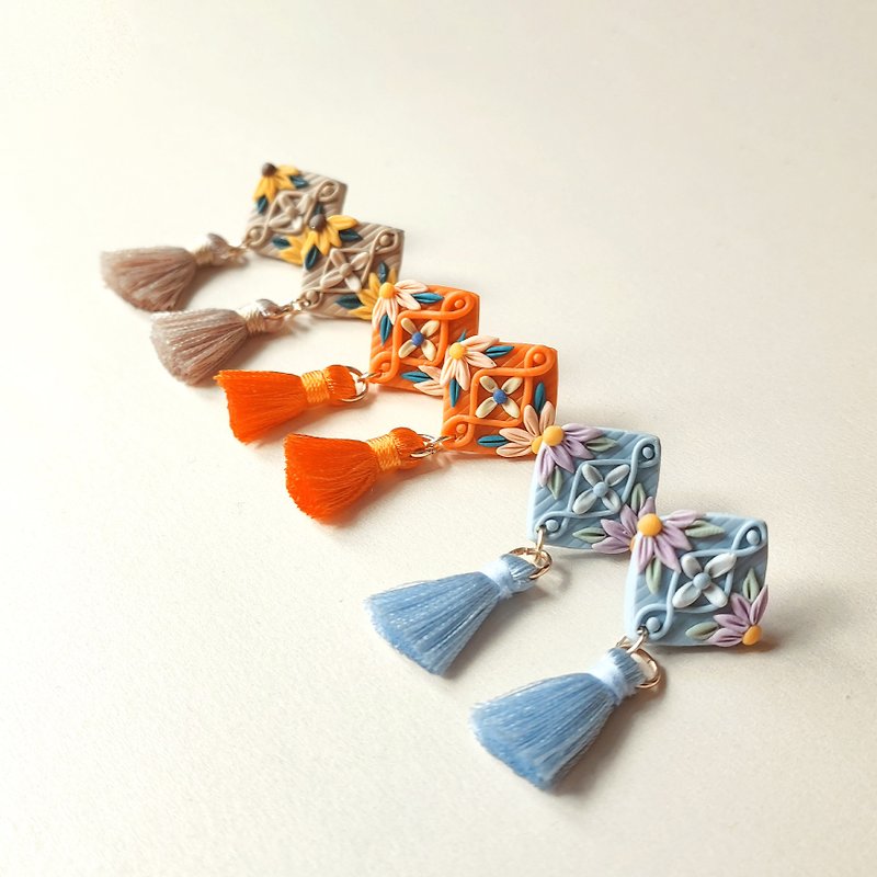 bi winter //Chrysanthemum sweater tassel handmade soft clay earrings - Earrings & Clip-ons - Clay Multicolor