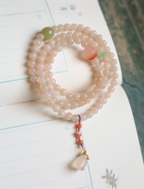 Angel's tears 天使之淚 Jewelry Design 天然和闐玉/和田玉-藕粉玉 南紅蓮花珠晴水老型 設計項鍊多圈手串