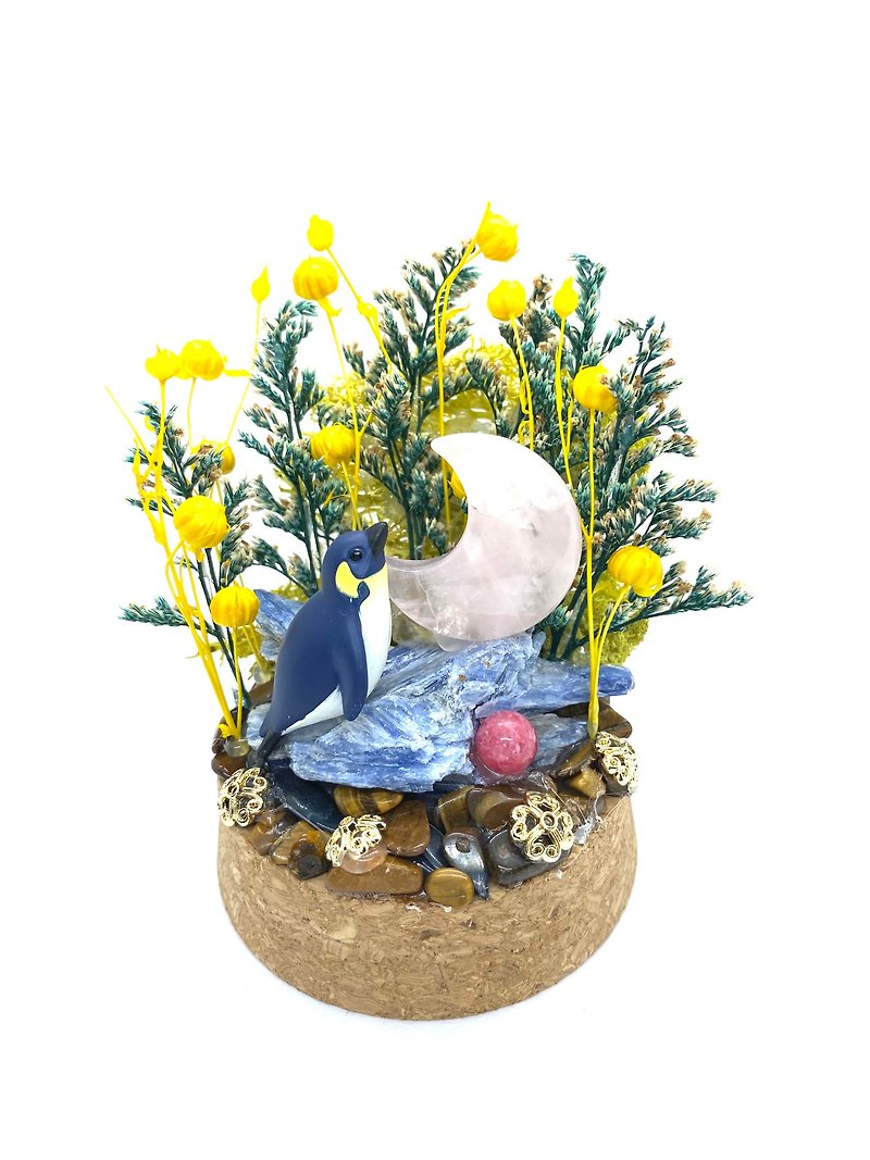 Yellow Green Garden-Penguins and Rose Quartz Moon/Brazilian Sapphire Raw Stone-Glass Doll/Crystal/Dried Flowers - Items for Display - Crystal 