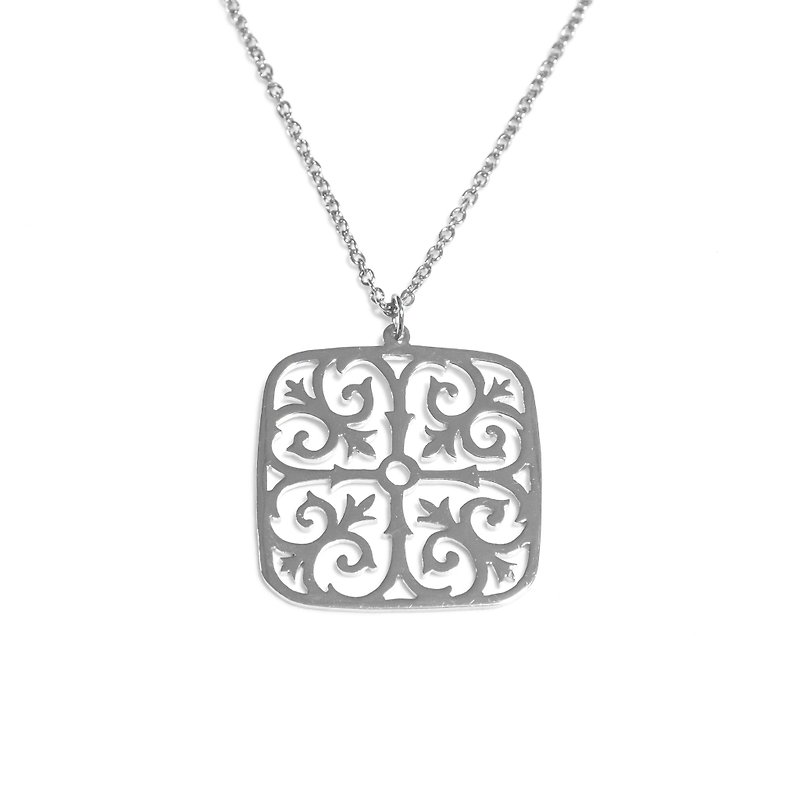 Decorative pattern in square shape pendant - Necklaces - Other Metals Silver