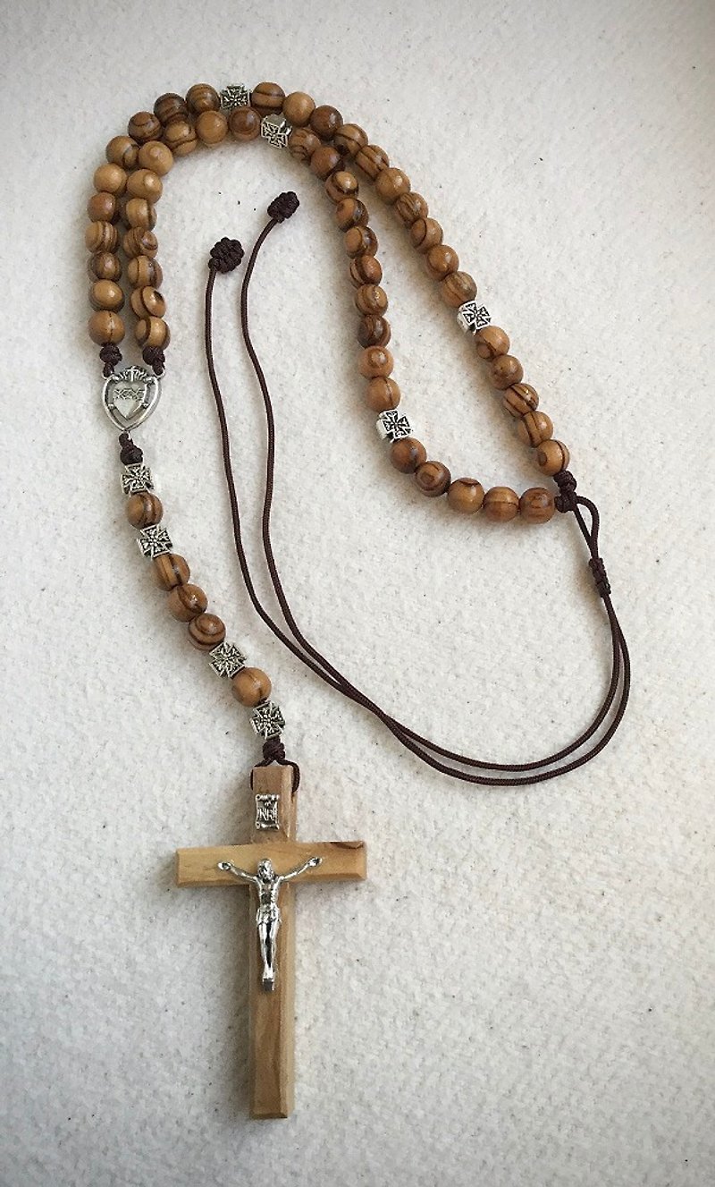 Israel imported olive wood icon of Jesus combined with sacred heart and iron cross rosary (8mm) 8230807 - สร้อยคอ - ไม้ สีนำ้ตาล