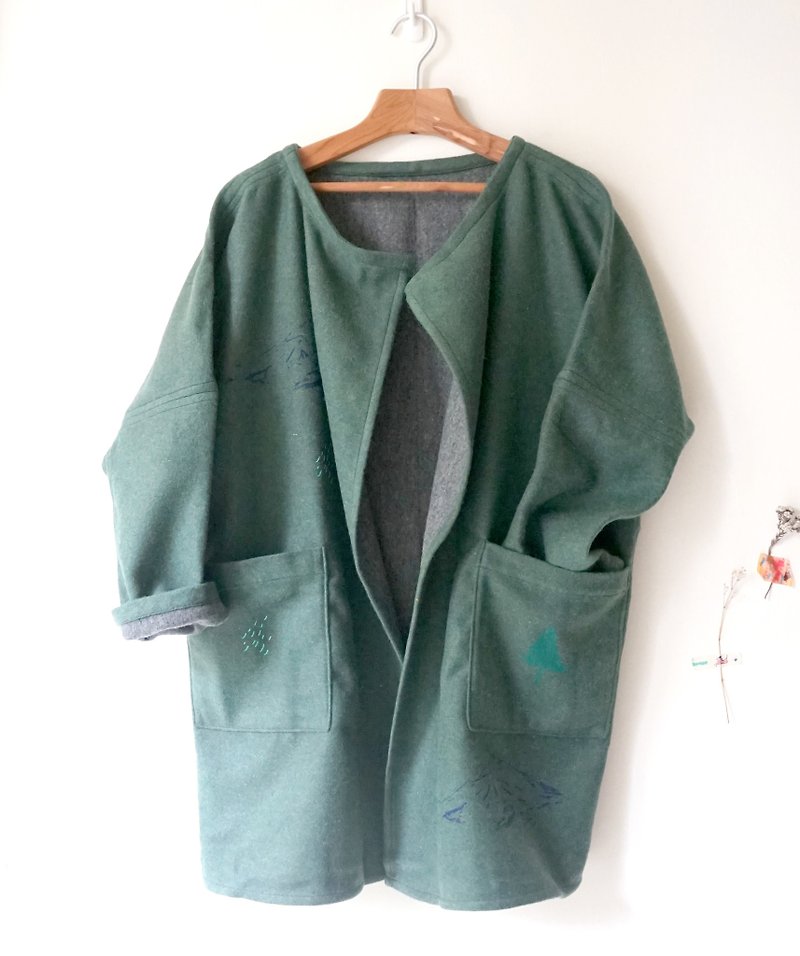 Yinkeが着用両面グレーグリーン混紡糸美しい山の尾根ツリー薄いコート/ - ジャケット - コットン・麻 グリーン