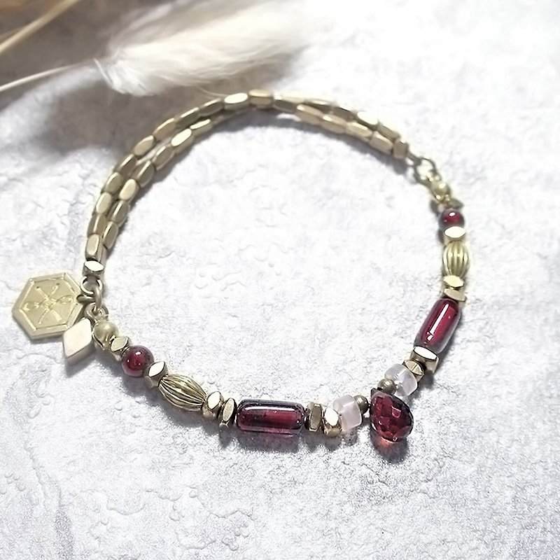 VIIART. One of the Mu month. January was born lucky garnet crystal bracelet - Bracelets - Gemstone Red