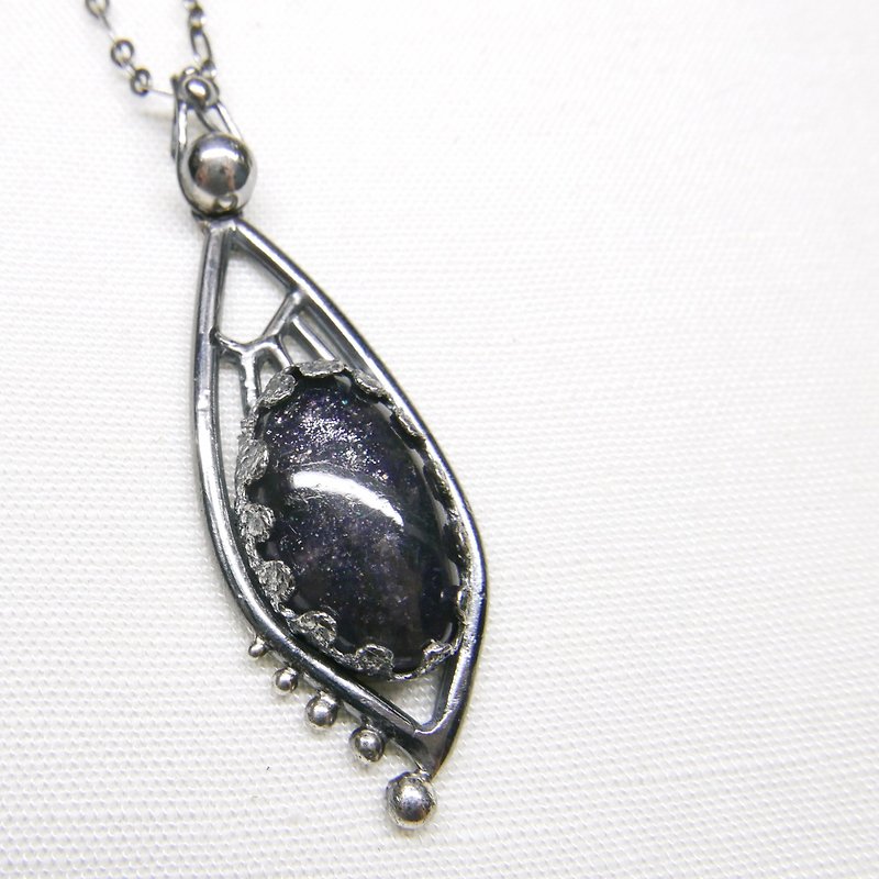 handmade silver iolite pendant - Necklaces - Gemstone Purple